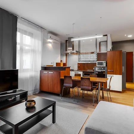 Laurinska Modern In Direct Centrum Of Bratislava, Air-condition Apartament *