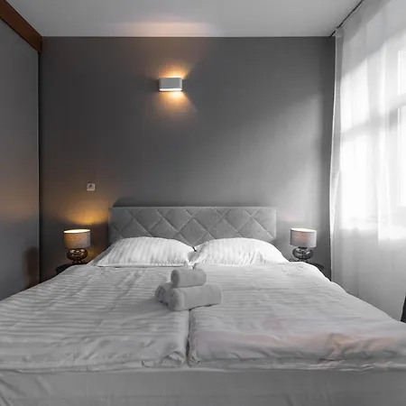 Apartment Laurinska Modern In Direct Centrum Of Bratislava, Air-condition Pressburg